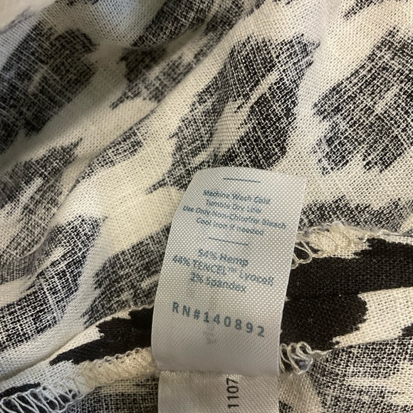 Marine layer Ryan Print Midi Skirt Size 4 versatile lightweight vacation - Picture 11 of 16